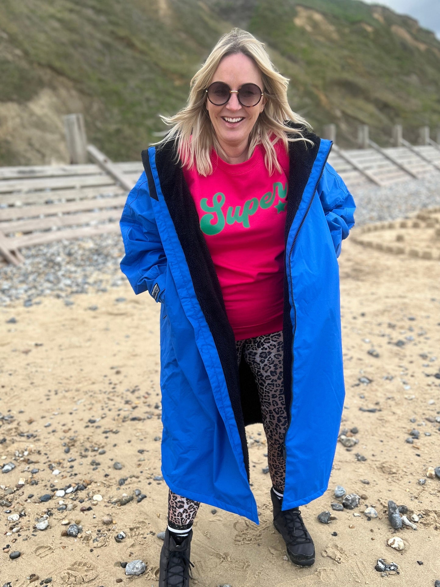 Retro Super Star Ladies Pink Sweater